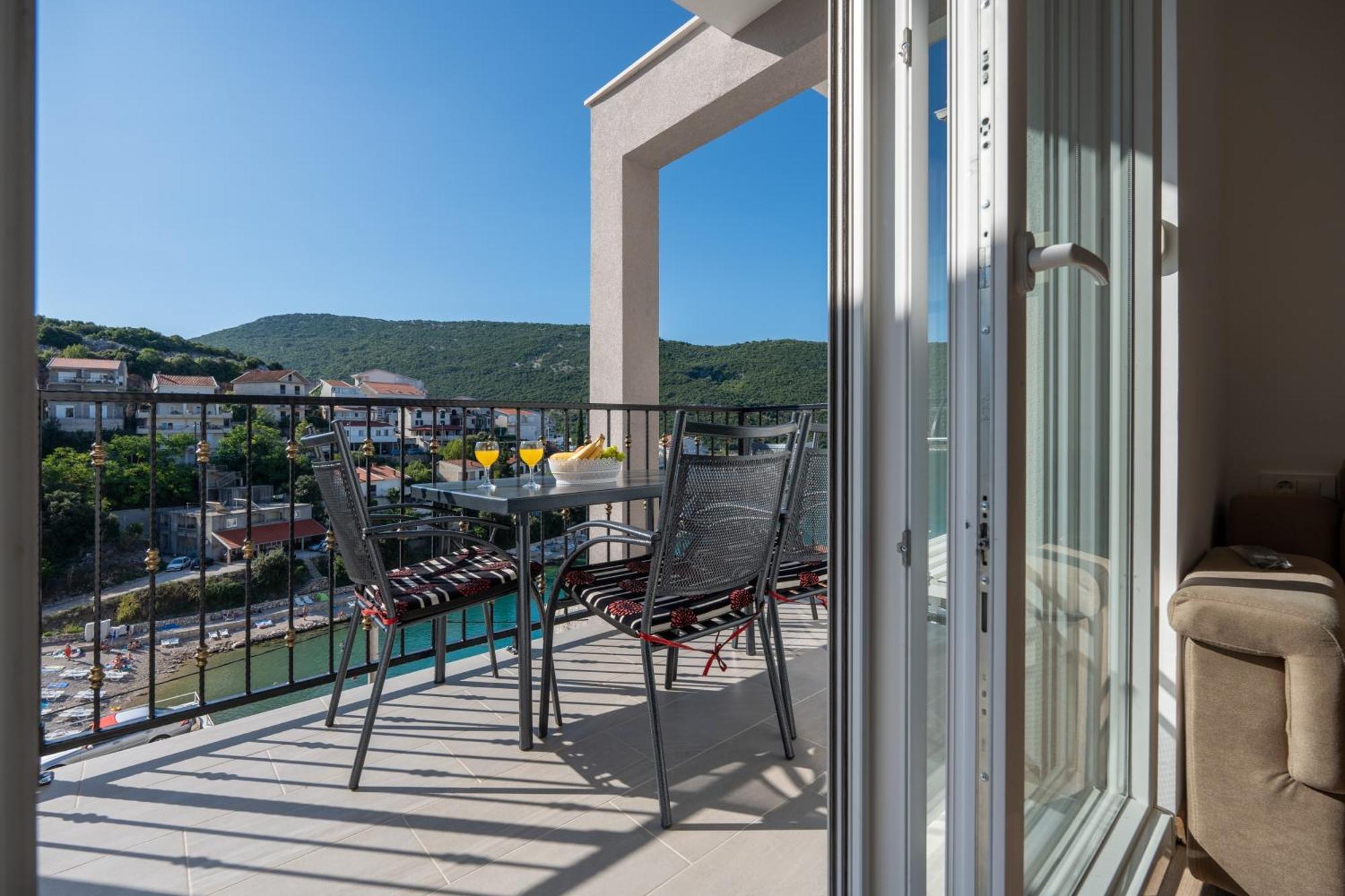 Apartments Budes Неум Номер фото