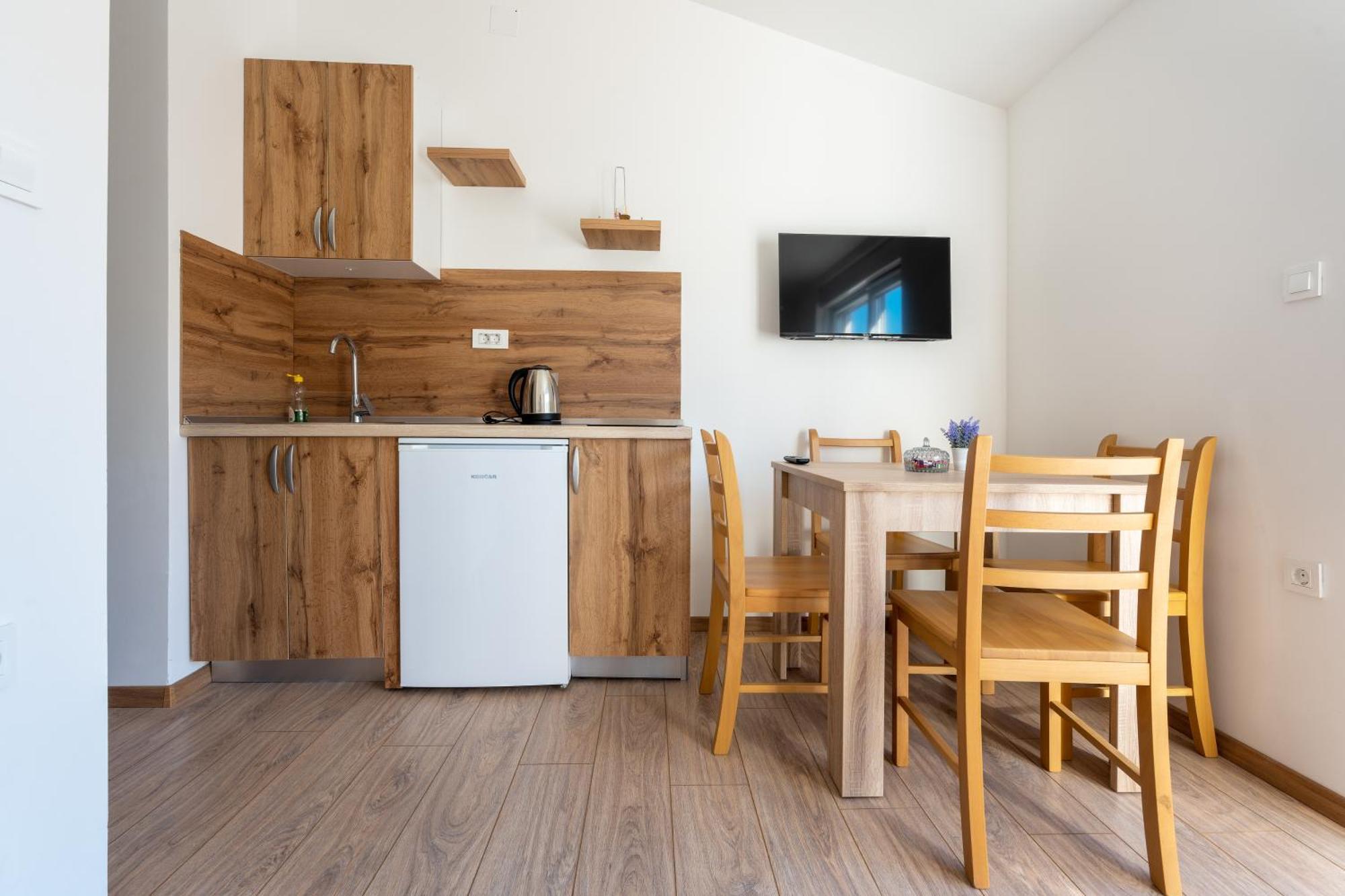 Apartments Budes Неум Экстерьер фото
